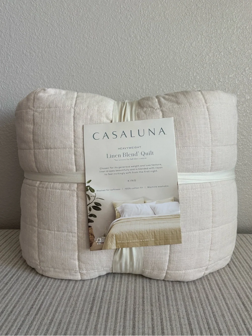 NWT King Heavyweight Linen Blend Quilt Natural - Casaluna